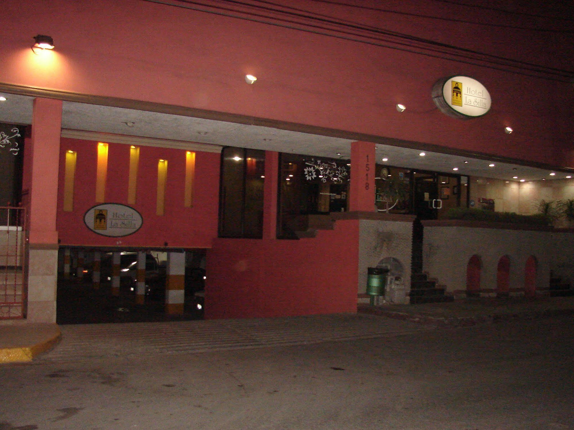 Hotel La Silla Monterrey Exterior photo